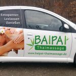 Autofolierung im Digitaldruck für Baipai Thaimassage aus Esslingen