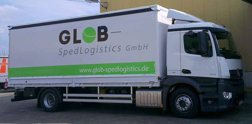 LKW-Beschriftung für Glob Spedlogistics GmbH aus Stuttgart